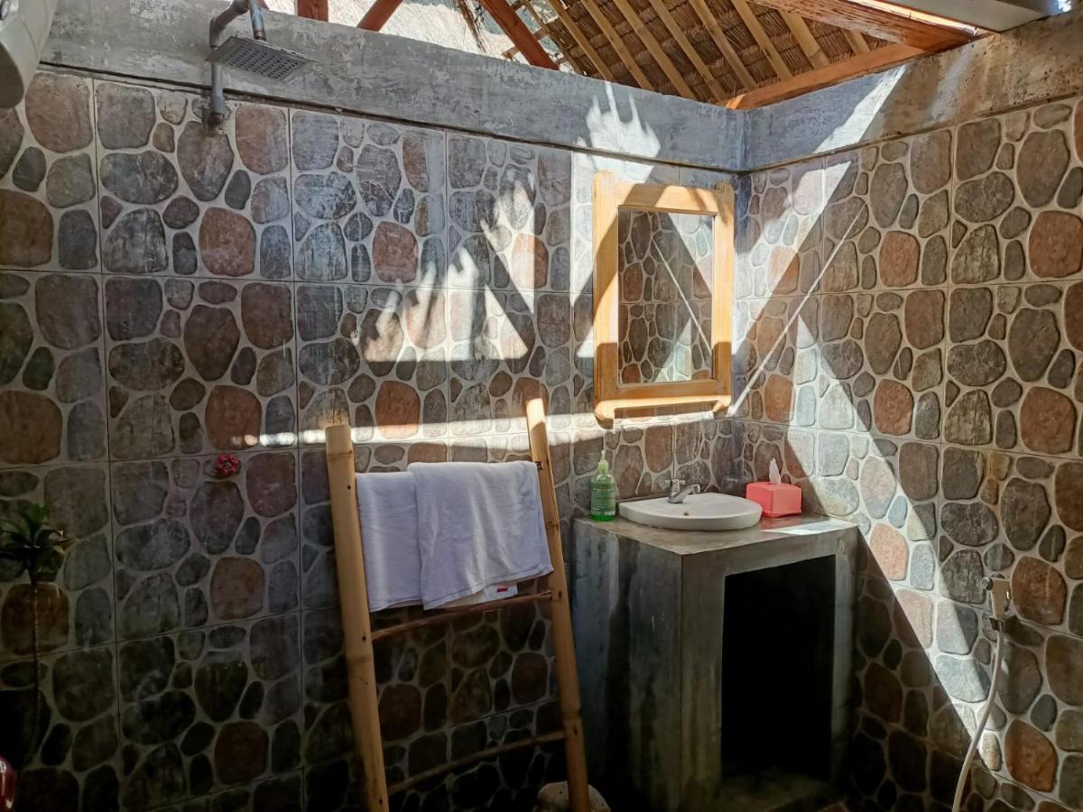Cassabonelly Hotell Maumere Eksteriør bilde
