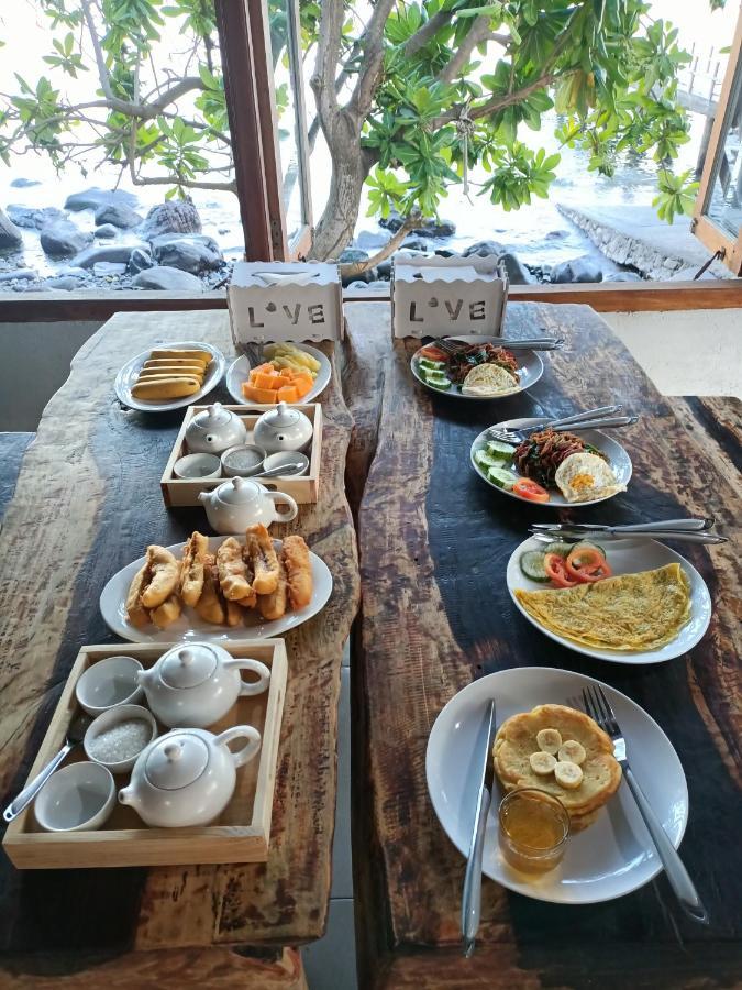 Cassabonelly Hotell Maumere Eksteriør bilde